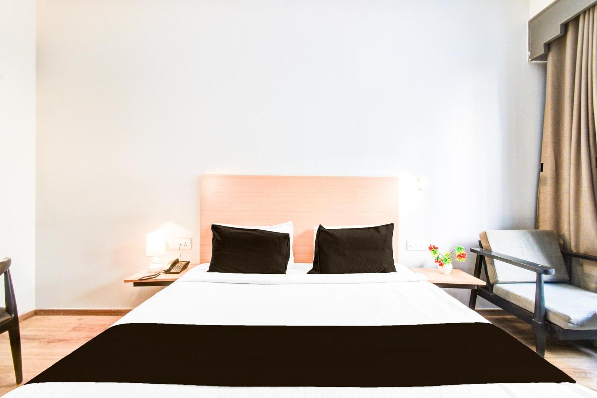 Super Townhouse Lakdikapul Ξενοδοχείο Χιντεραμπάντ Εξωτερικό φωτογραφία